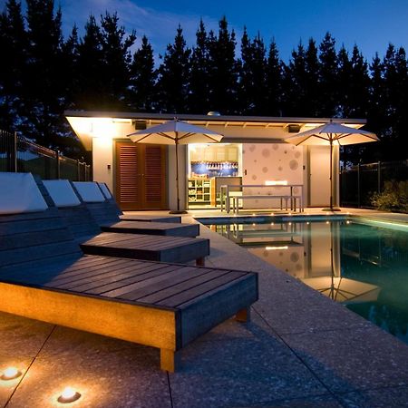 มิลลาร์ โร้ด โฮเต็ล Villa เฮสติงส์ ภายนอก รูปภาพ